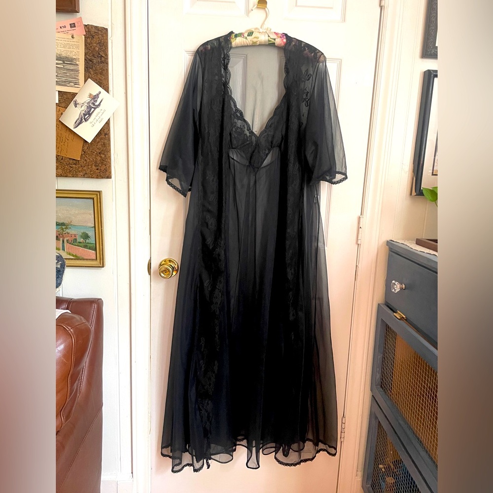 Vintage Nightgown & Robe Set - Black/Sheer